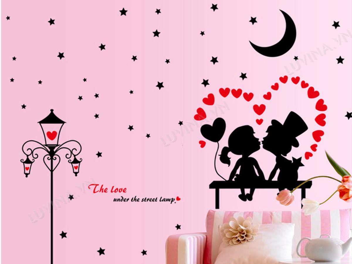 DECAL TRANG TRÍ TÌNH NHÂN DƯỚI CỘT ĐÈN