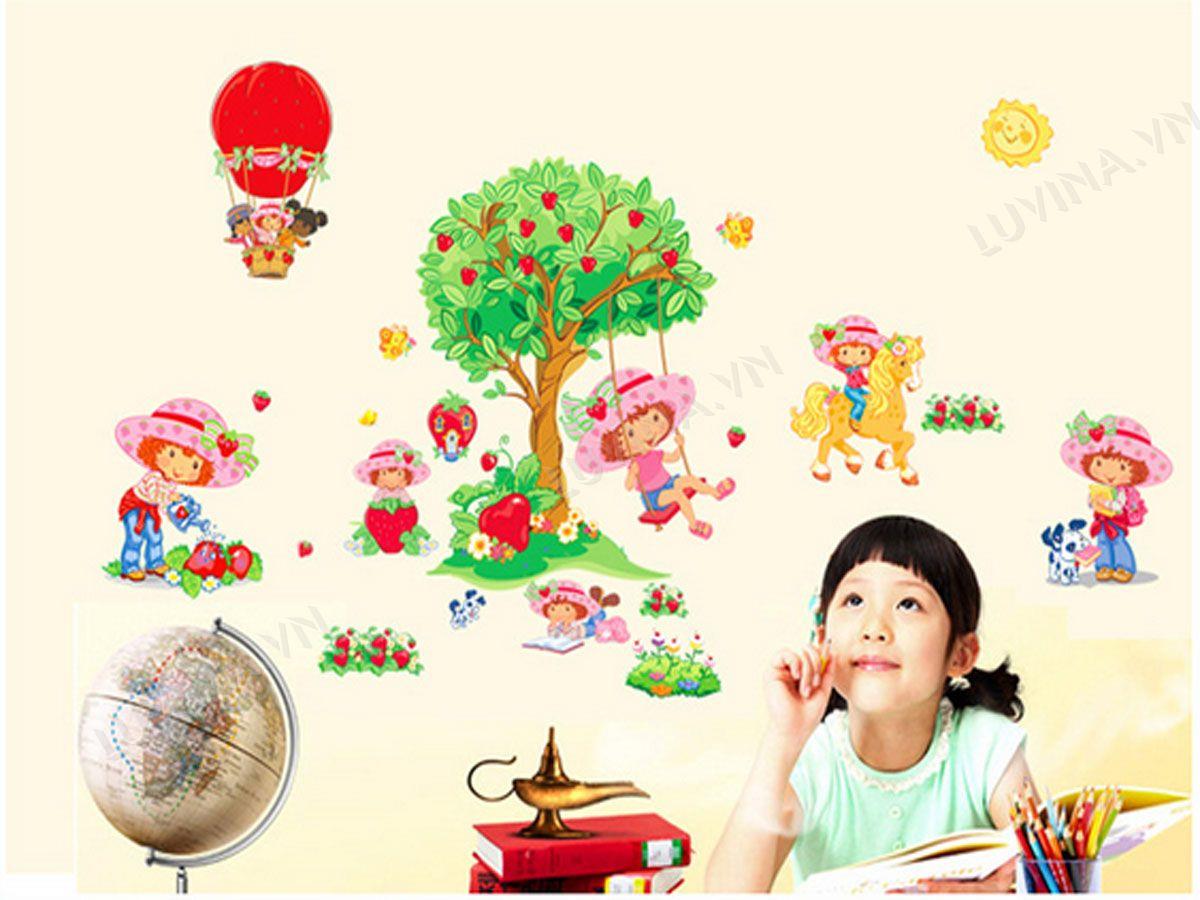 DECAL TRANG TRÍ CÔ BÉ DÂU TÂY