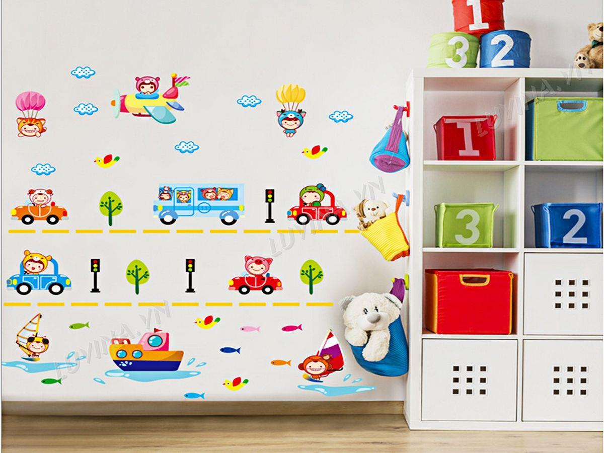 DECAL TRANG TRÍ XE GIAO THÔNG