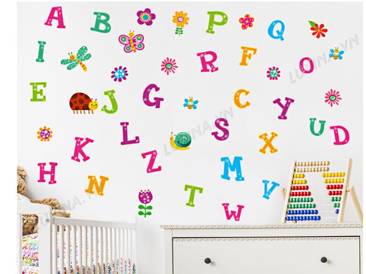 DECAL TRANG TRÍ BẢNG CHỮ CÁI HOA