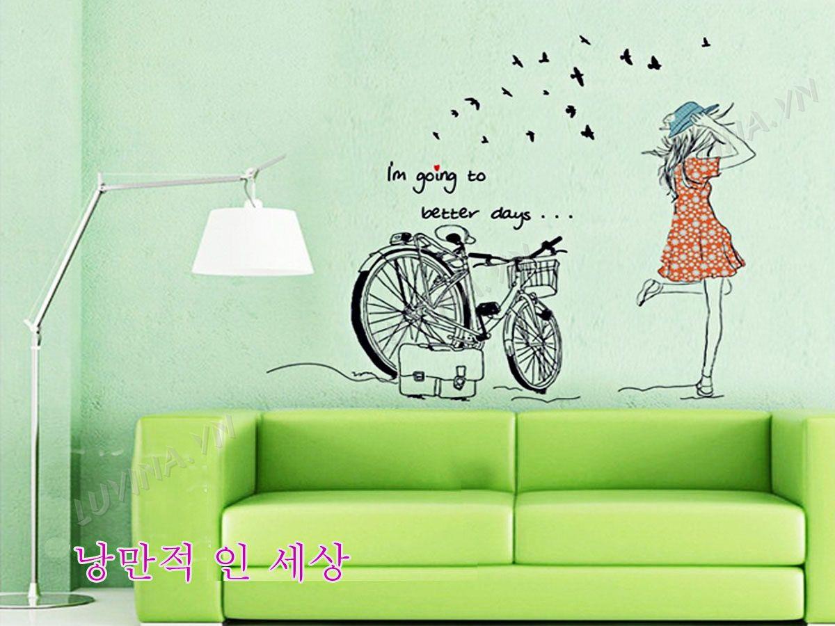 DECAL TRANG TRÍ CÔ GÁI ÁO VÀNG