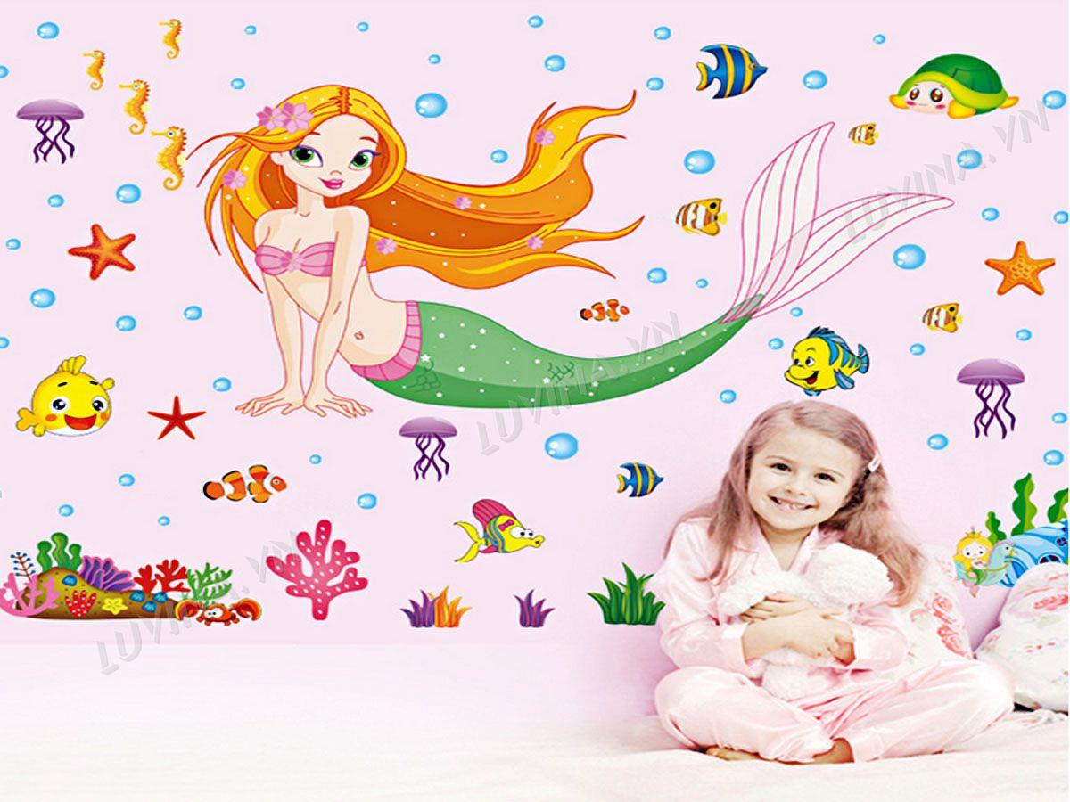 DECAL TRANG TRÍ NÀNG TIÊN CÁ