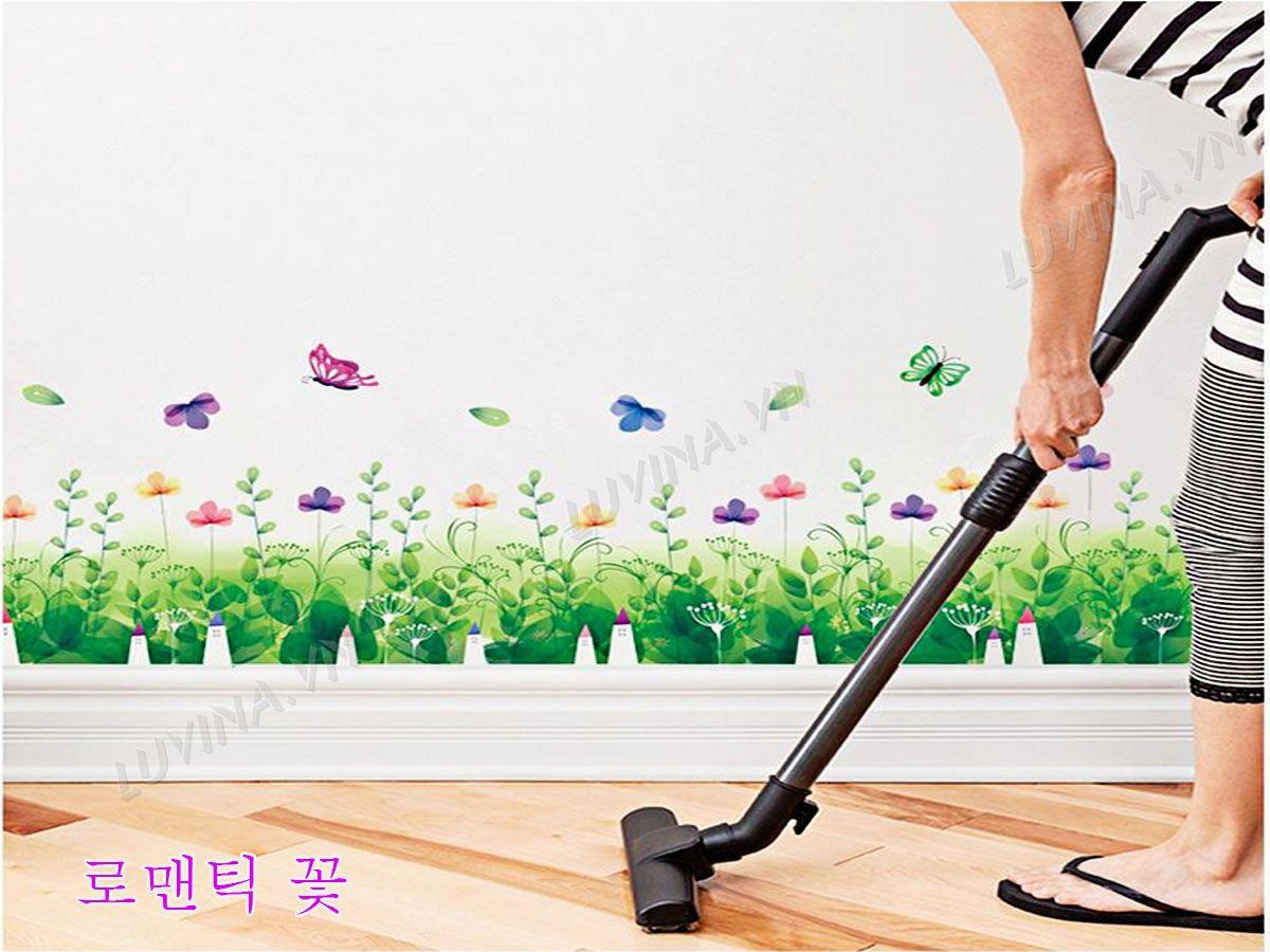 DECAL TRANG TRÍ CHÂN RÀO HOA PHA LÊ