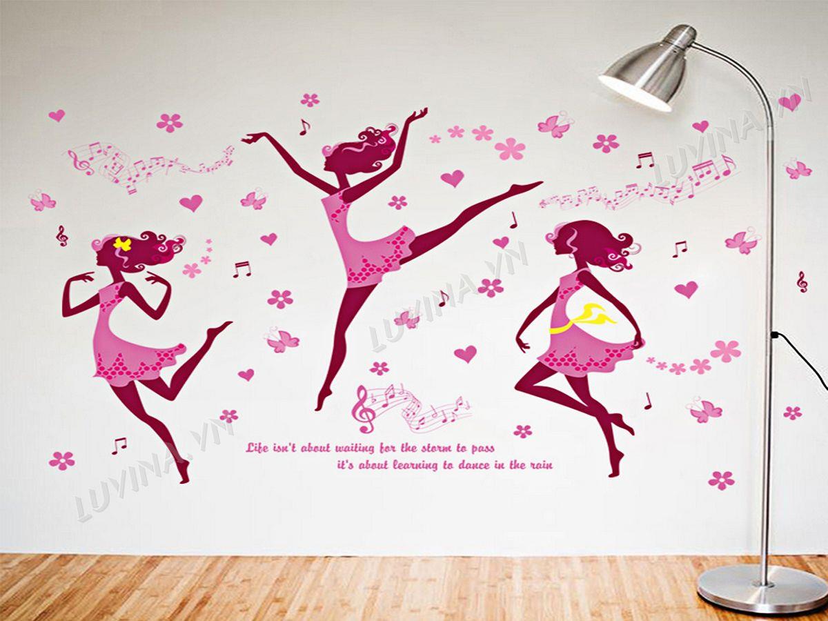 DECAL TRANG TRÍ CÔ GÁI MÚA BALE